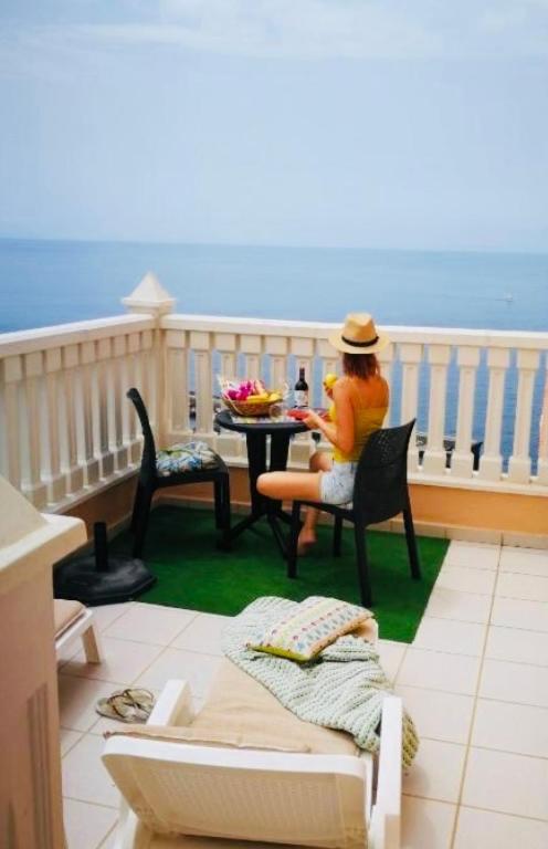 Vivienda Vacacional Sunset Los Gigantes Santiago Del Teide Bagian luar foto